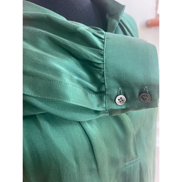💚 XíRENA 100% Silk Hunter Green Blouse | Size S | Luxe Boxy Fit - Picture 7 of 7